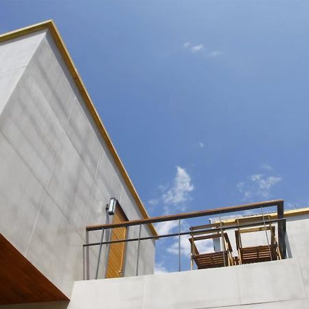 Acacia Po Bed And Breakfast Сяолюцю Экстерьер фото